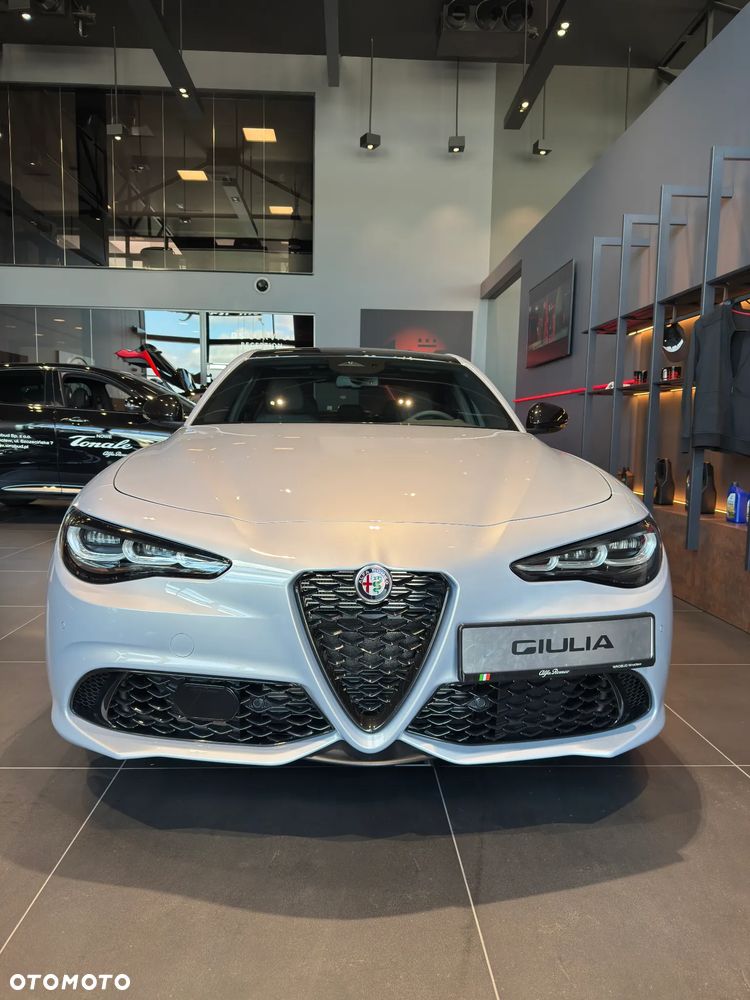 Alfa Romeo Giulia 2.2 D Turbo Veloce Q4 - 3