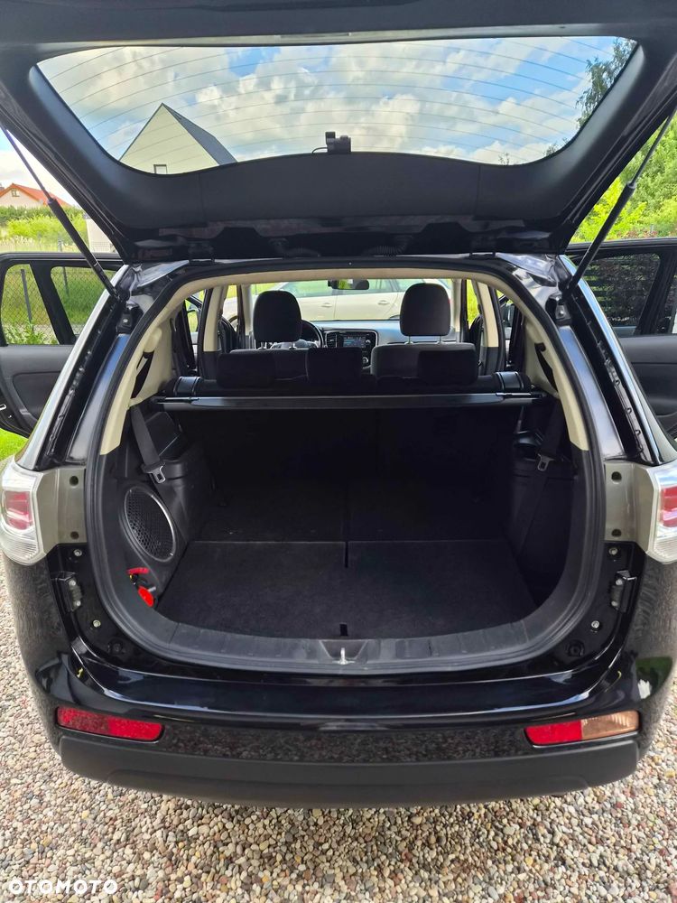 Mitsubishi Outlander 2.0 Intense + CVT - 10