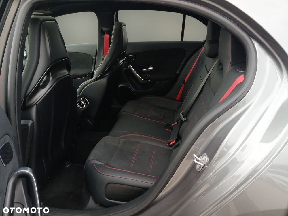 Mercedes-Benz Klasa A 45 S AMG 4-Matic 8G-DCT - 18