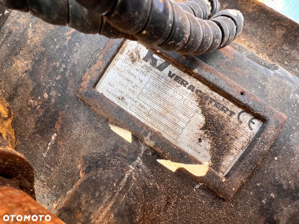 Komatsu PC 190LC -8 - 28