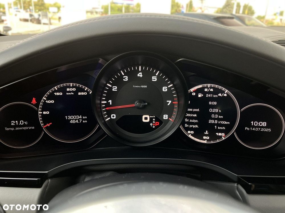 Porsche Cayenne Standard - 29