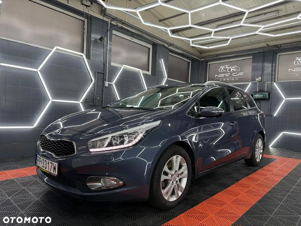 Kia Ceed 1.6 CRDi 128 Platinum Edition - 13