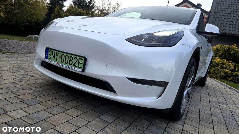 Tesla Model Y Long Range Dual Motor AWD - 4
