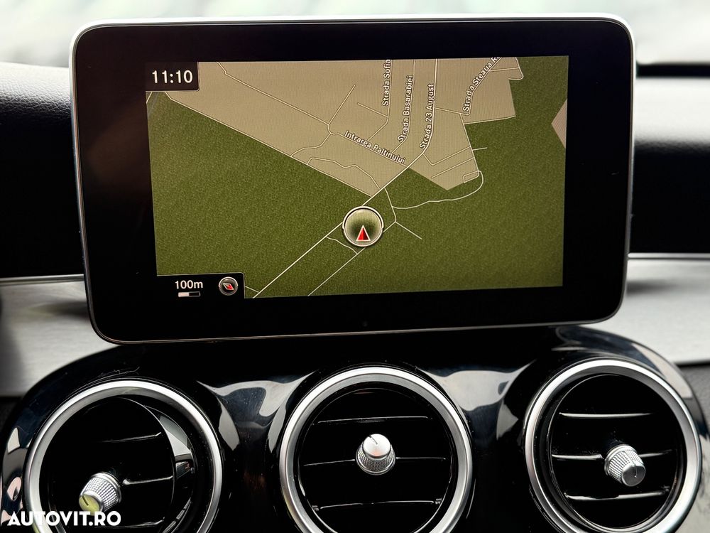 Mercedes-Benz C 220 (BlueTEC) d 7G-TRONIC Avantgarde - 11