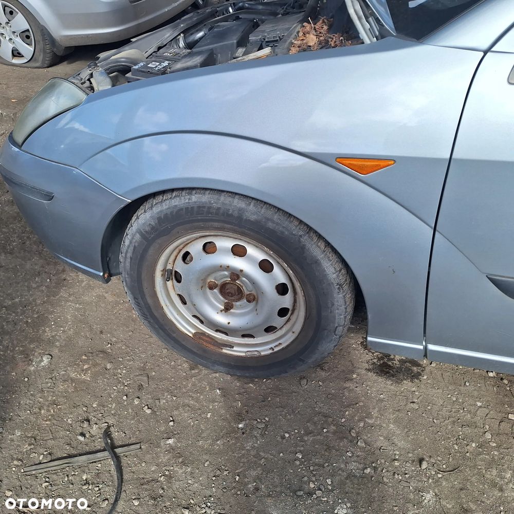 BLOTNIK LEWY PRAWY FOCUS MK1 KOD D1 - 3