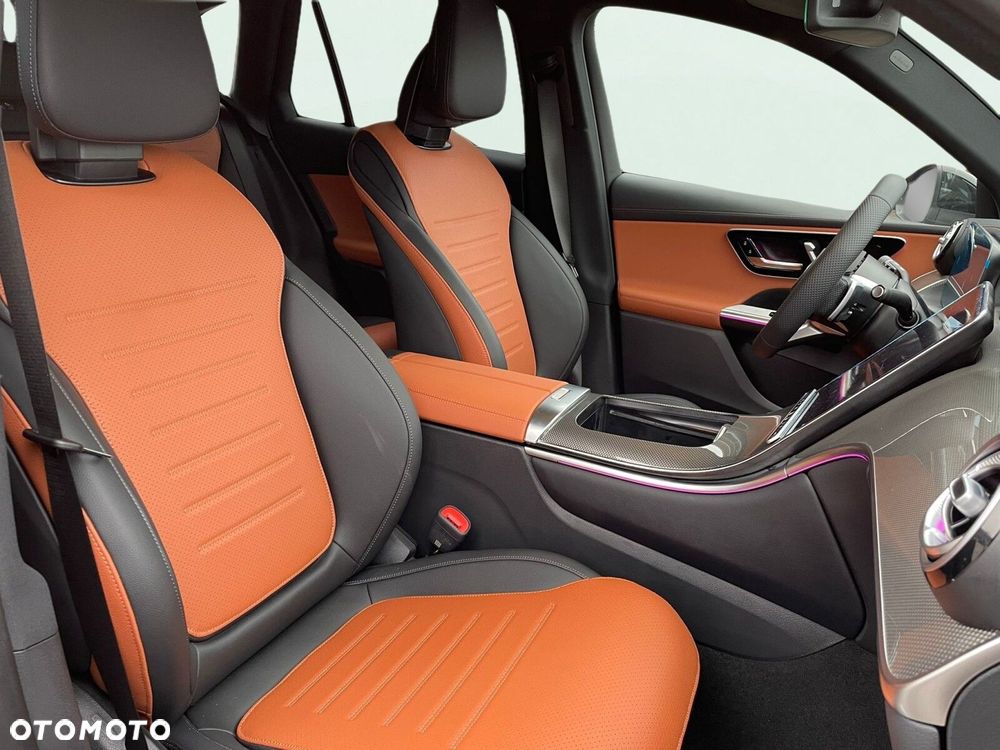 Mercedes-Benz GLC - 23