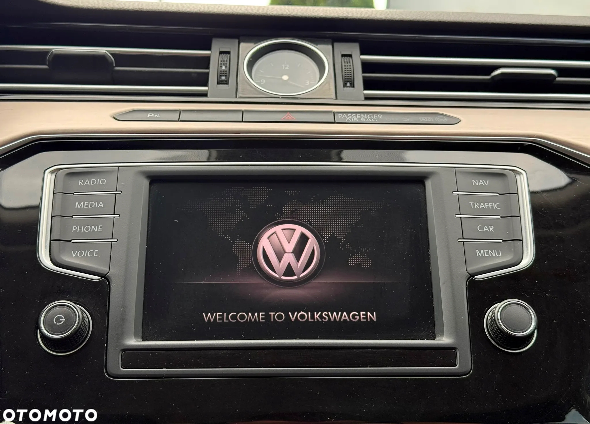 Volkswagen Passat 2.0 TDI BMT Highline - 23