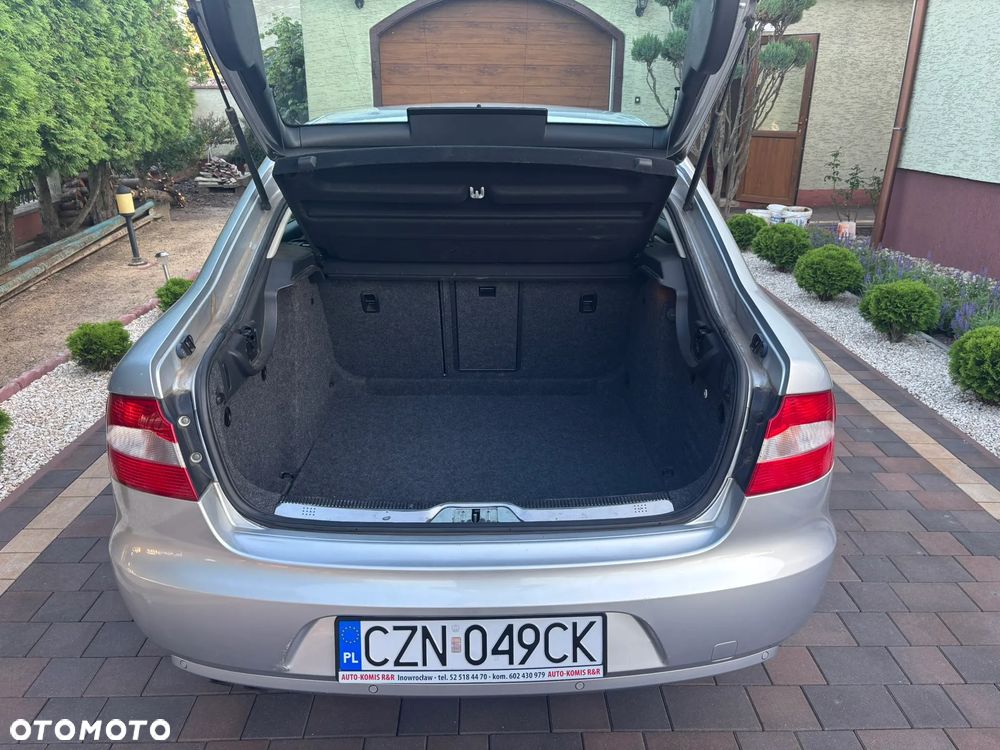 Skoda Superb 1.6 TDI Elegance Greenline - 8