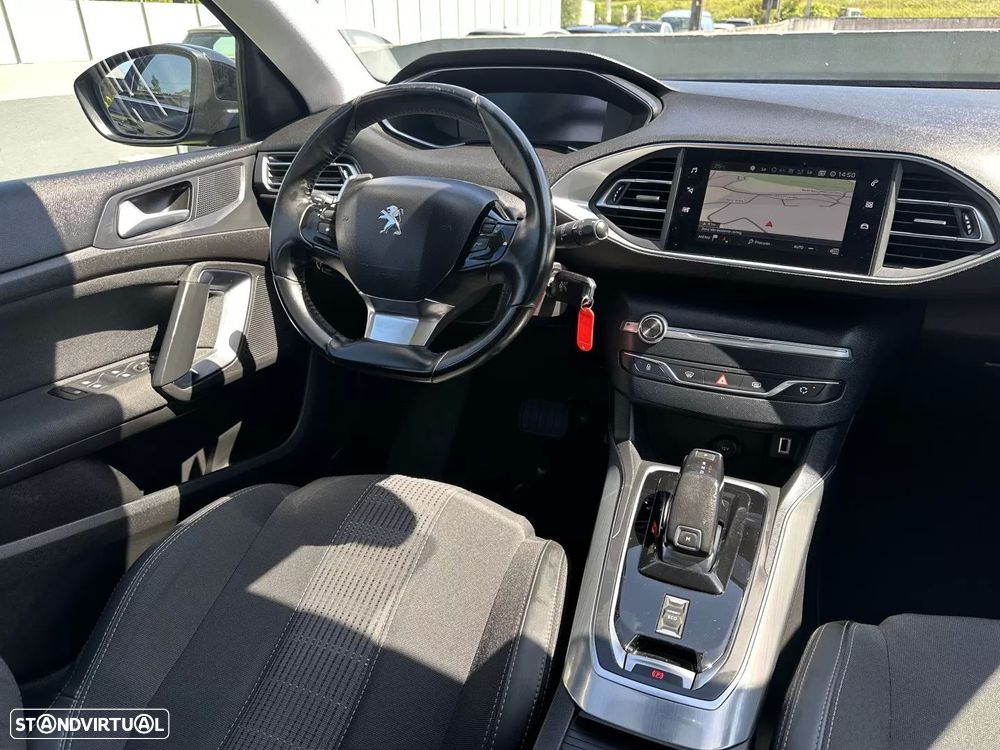Peugeot 308 SW BlueHDi 130 EAT8 Allure Pack - 35