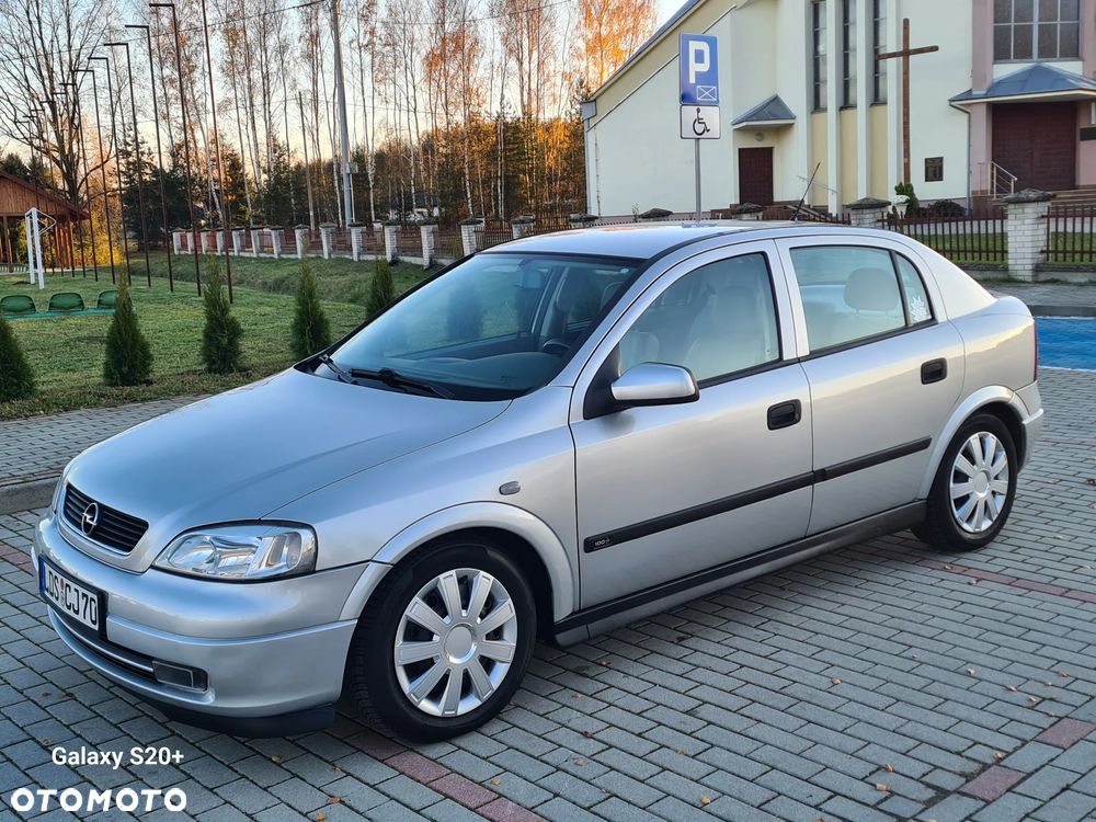 Opel Astra - 1