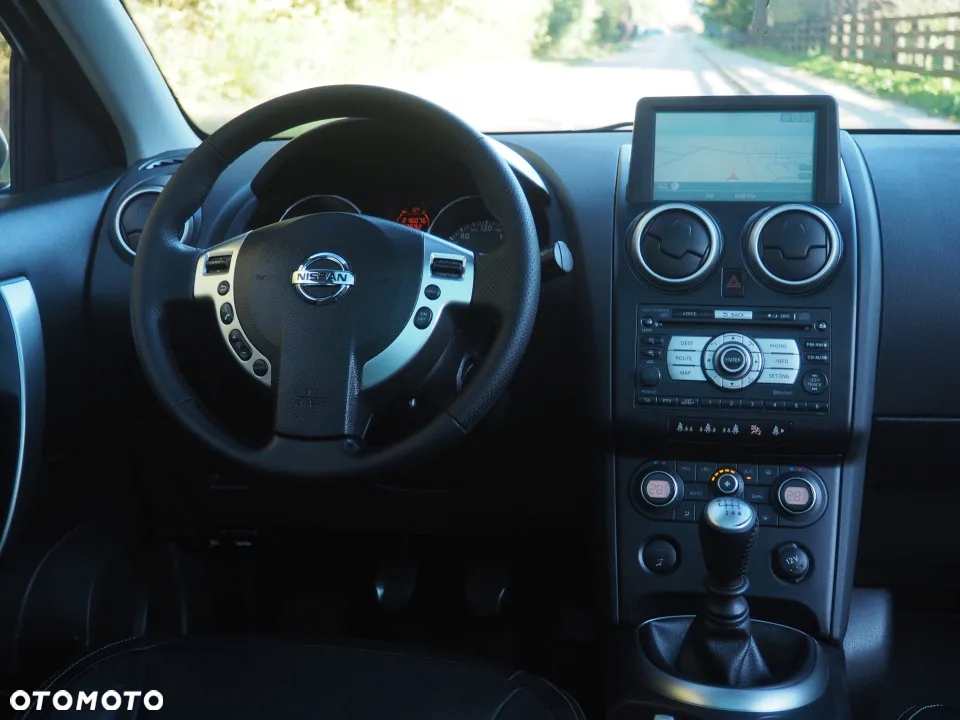 Nissan Qashqai+2 2.0 Tekna Premium - 10