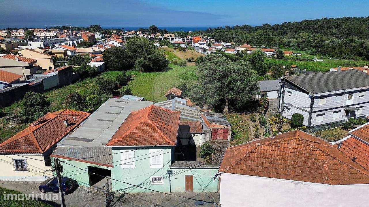 Moradia T2 para venda - Grande imagem: 2/22