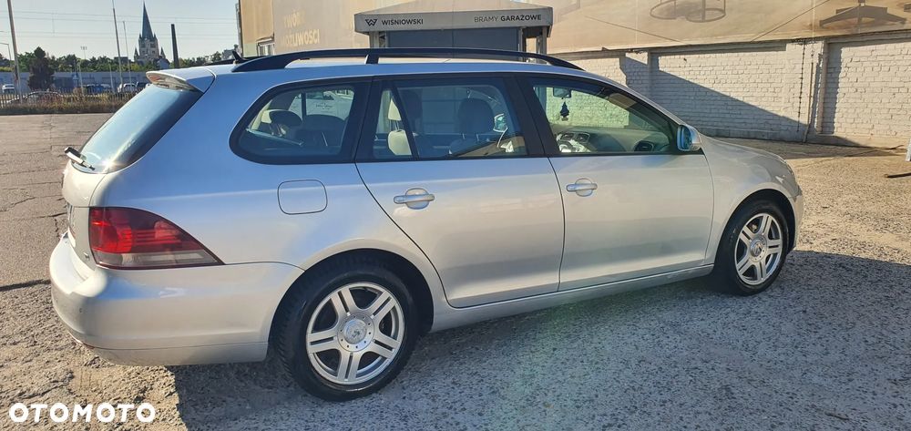Volkswagen Golf 1.6 TDI BlueMot Trendline DSG - 16