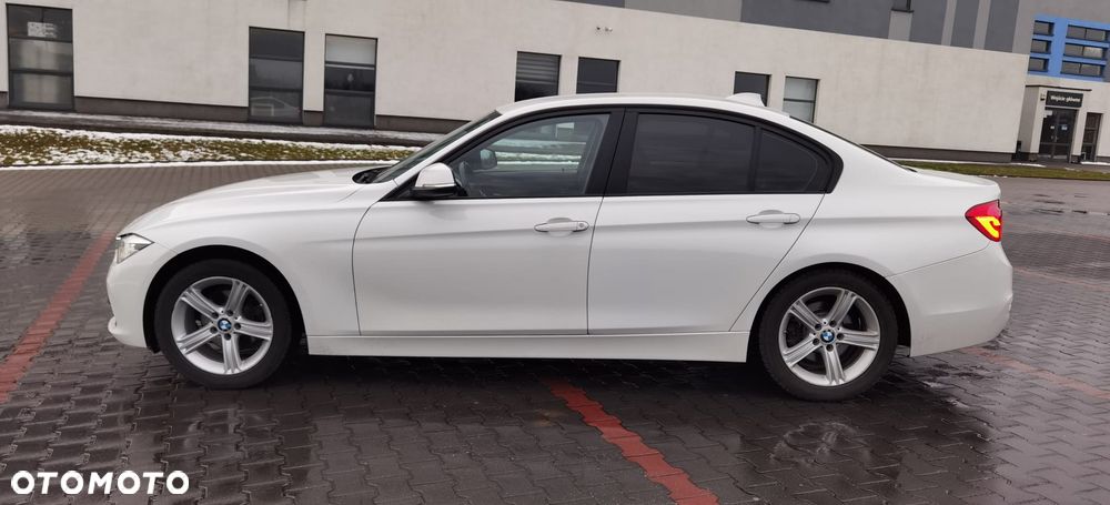 BMW Seria 3 318d - 6