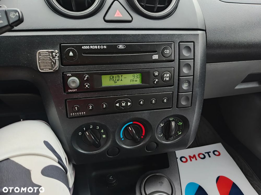 Ford Fiesta 1.3 - 22