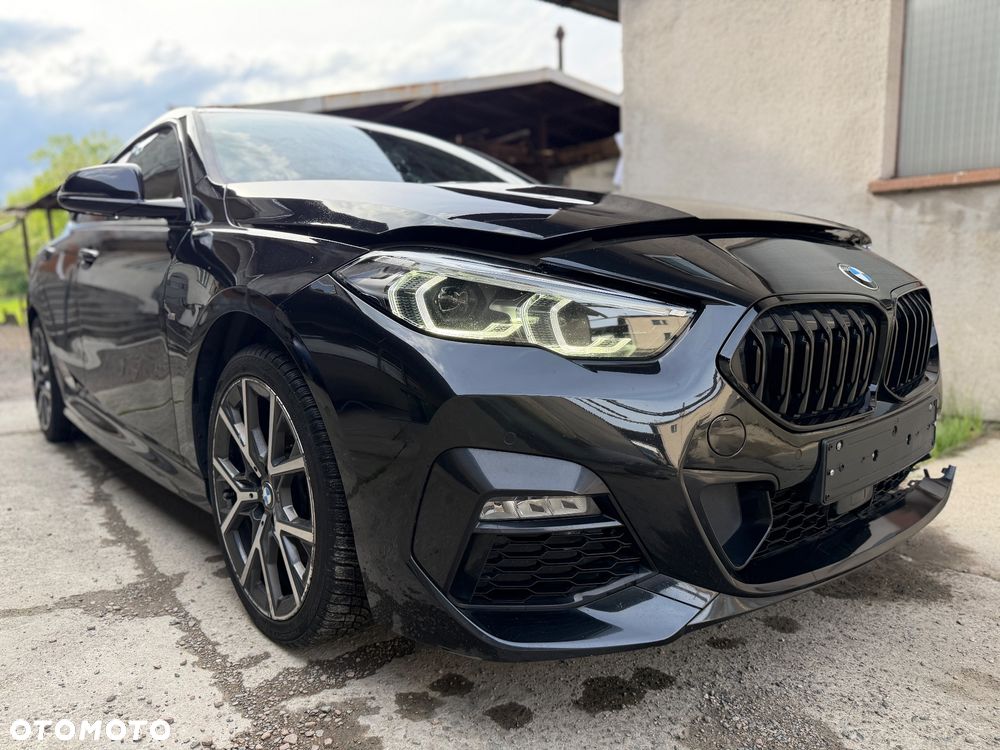 BMW Seria 2 218d GT M Sport - 33