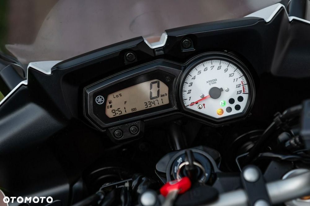 Yamaha FZ - 7