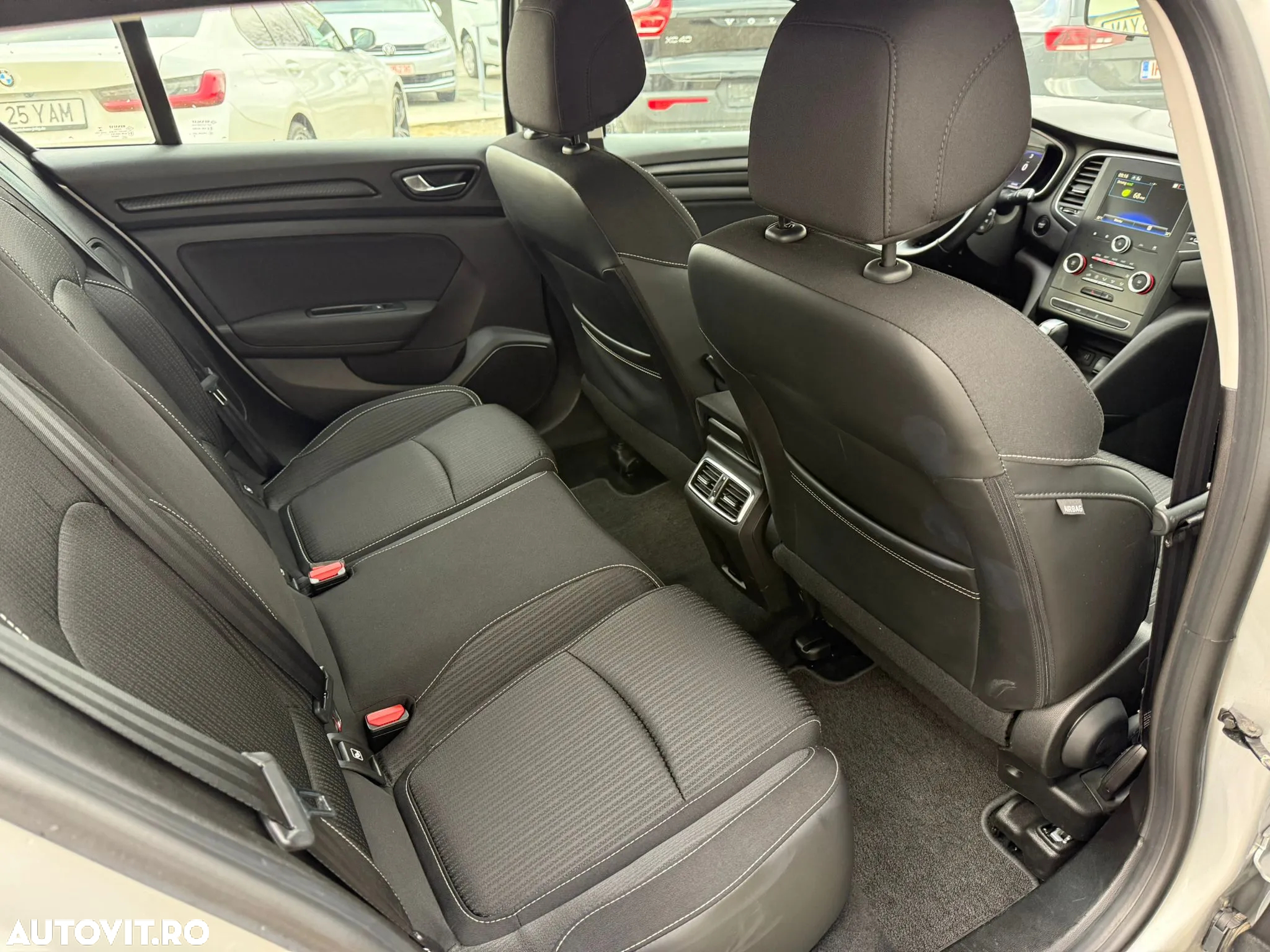 Renault Megane BLUE dCi 115 EDC INTENS - 16