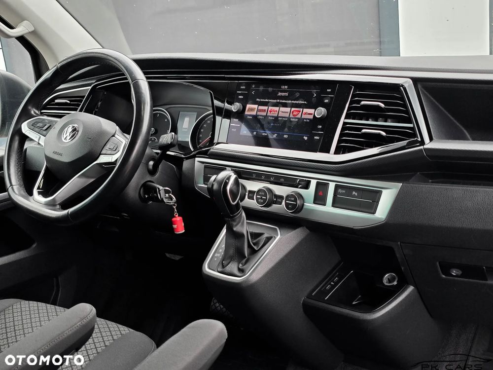 Volkswagen Multivan - 27