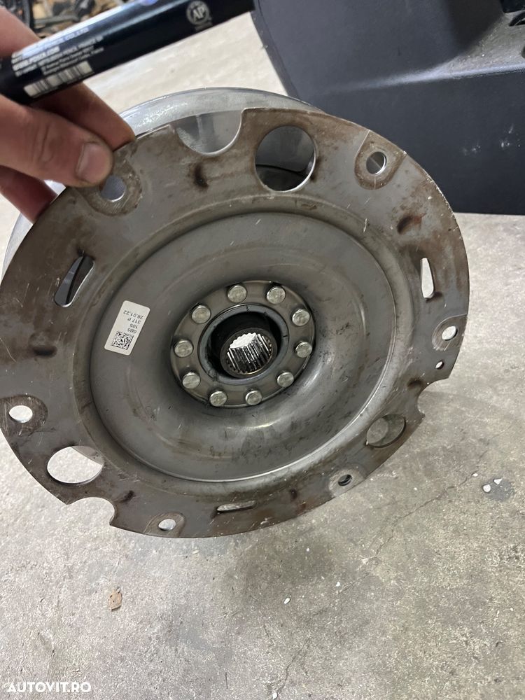 Volanta 0B5105317P audi a4 a5 a6 a7 q5 3.0 tdi 2014 - 3
