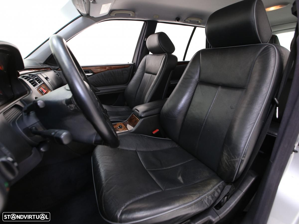 Mercedes-Benz E 270 CDi Elegance - 11