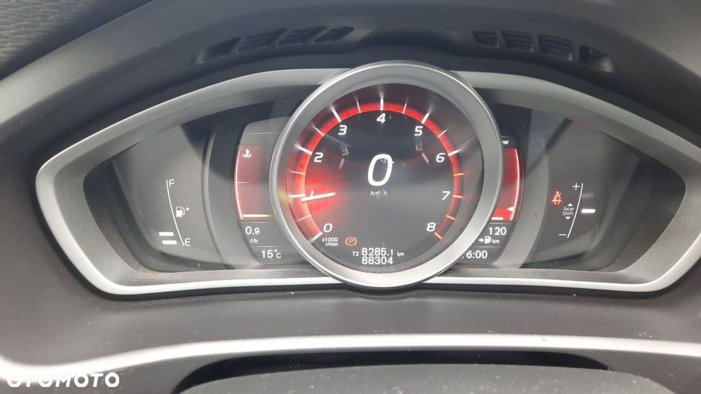 Volvo V40 - 14