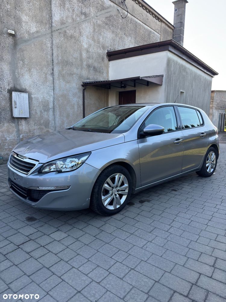 Peugeot 308 - 1