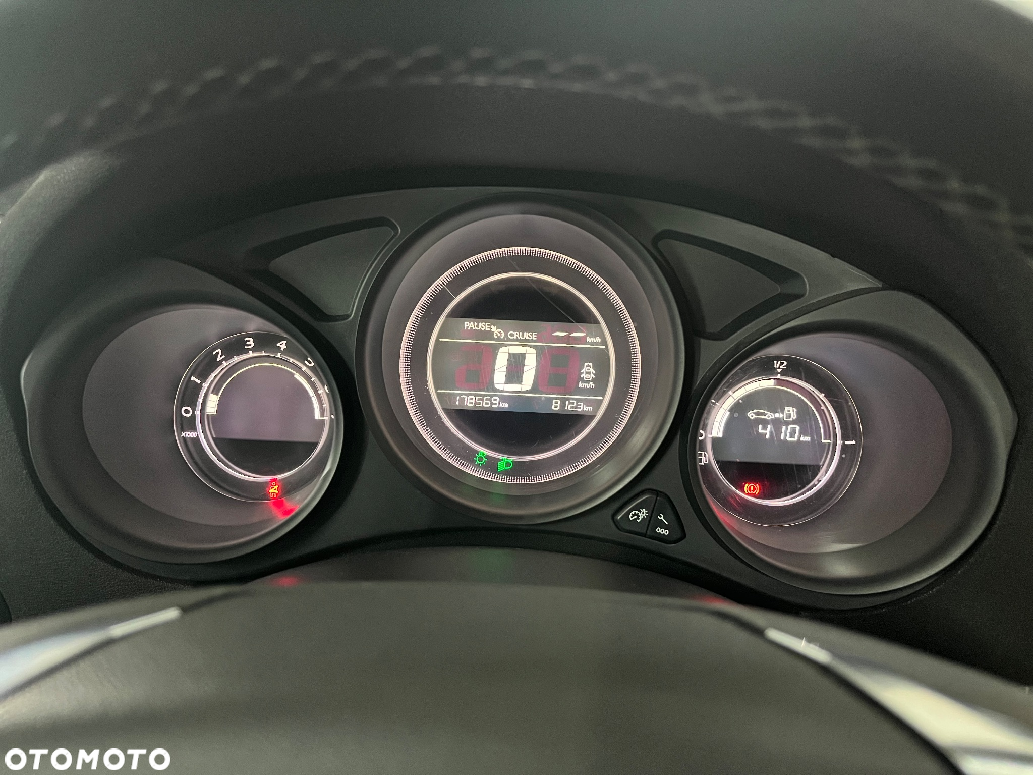 Citroën C4 e-HDi 115 Selection - 27