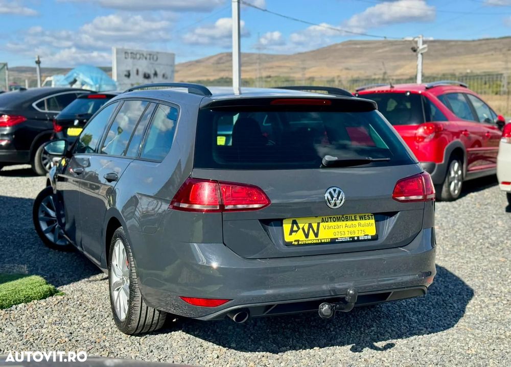 Volkswagen Golf 1.6 TDI DPF BMT Comfortline - 26