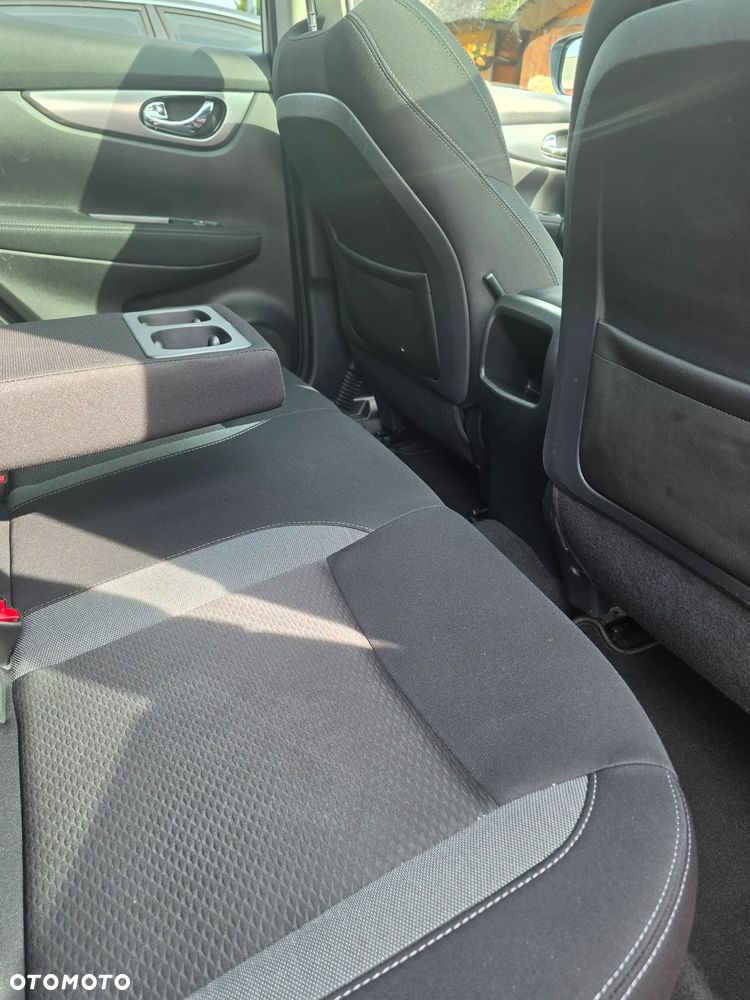 Nissan Qashqai 1.2 DIG-T N-Connecta EU6 - 21