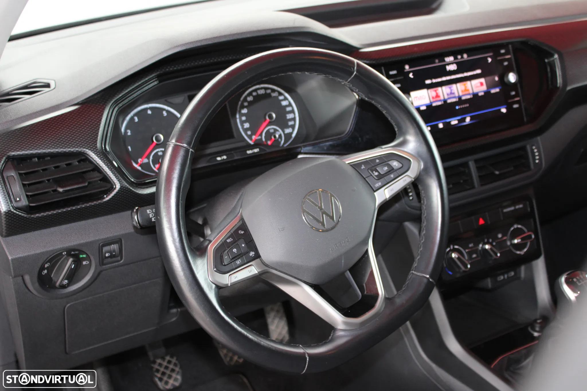 VW T-Cross 1.0 TSI Life - 13