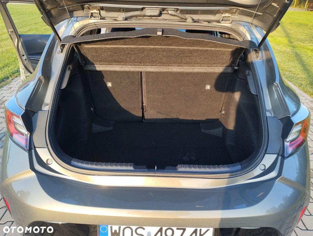 Toyota Corolla 1.8 Hybrid Style - 36