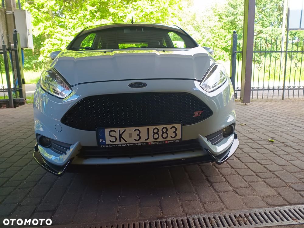 Ford Fiesta - 20