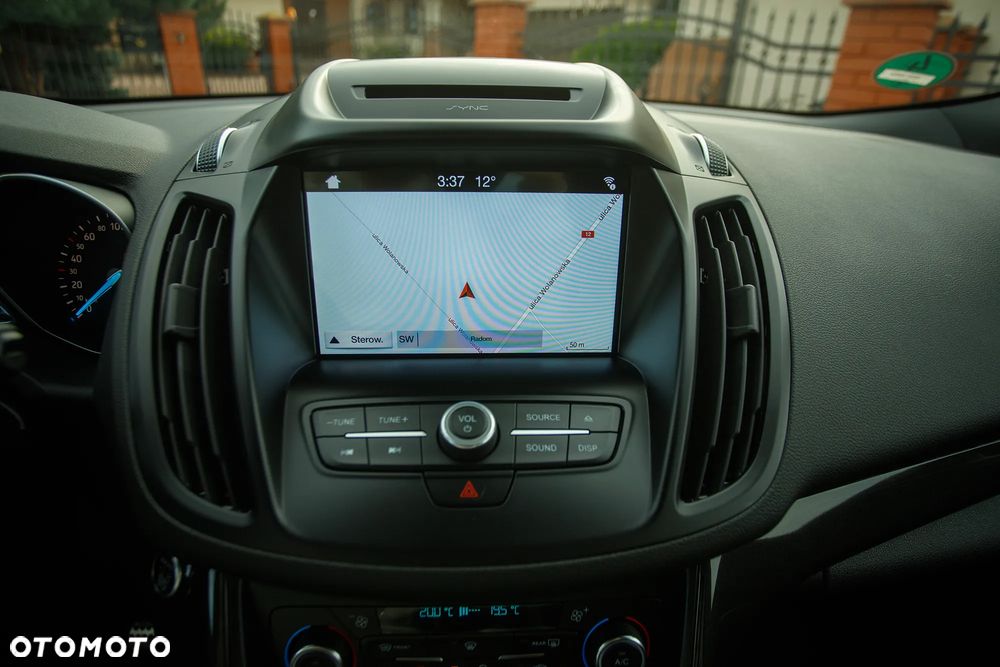 Ford Kuga 1.5 EcoBoost 2x4 ST-Line - 28