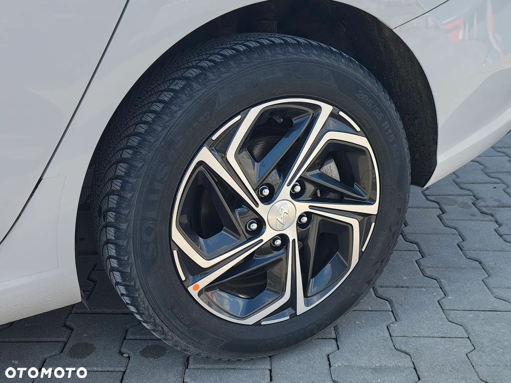 Hyundai i30 1.5 T-GDI 48V Smart - 17