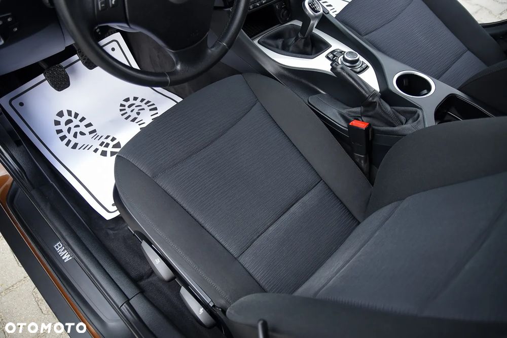 BMW X1 sDrive18d - 30