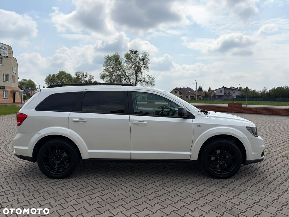 Fiat Freemont 2.0 Multijet Black Code AWD - 4