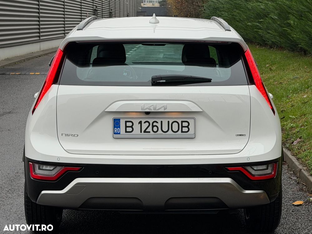 Kia Niro 1.6 GDI HEV 2WD OPF Aut. Edition 7 - 6