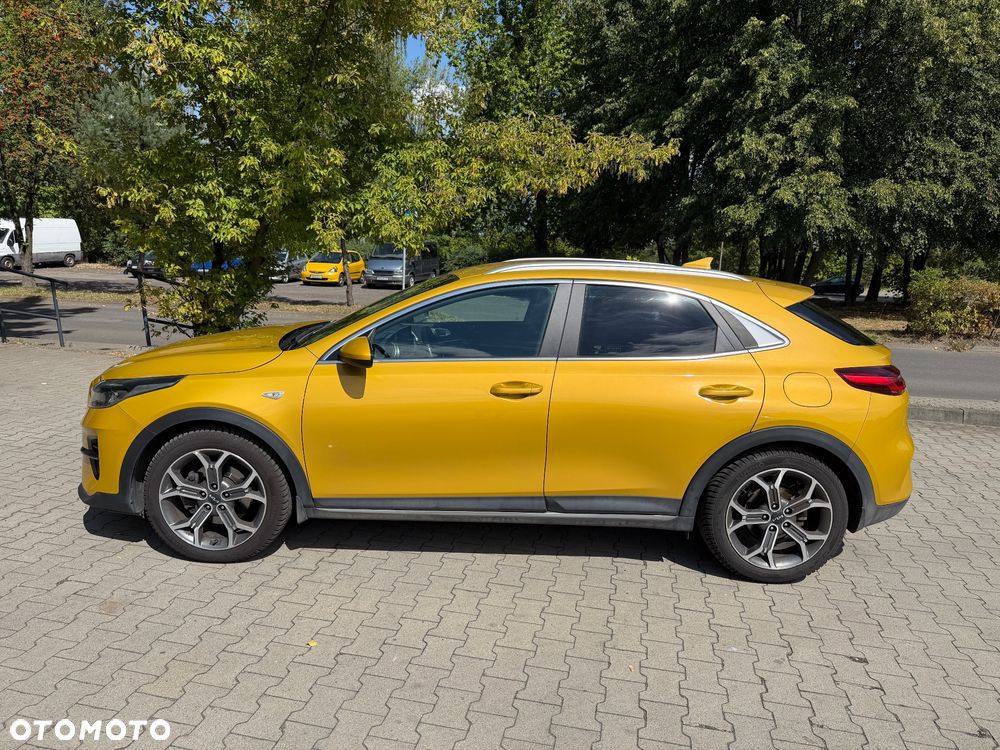 Kia XCeed 1.5 T-GDI M - 3
