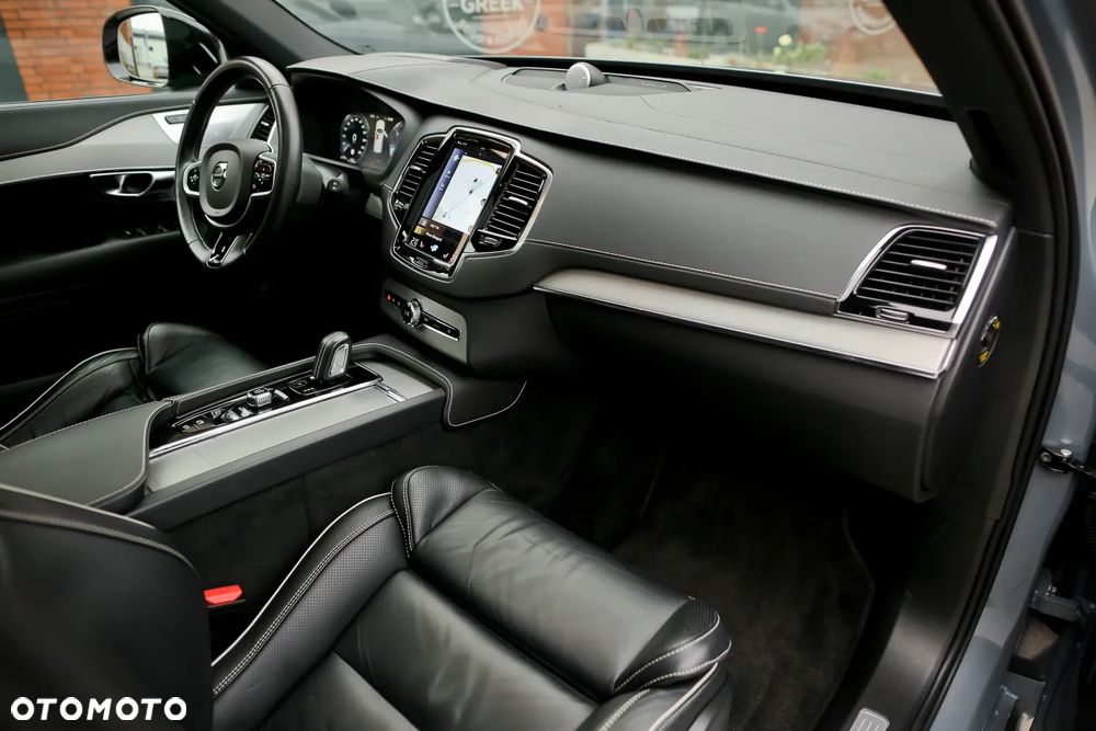 Volvo XC 90 B5 D AWD R-Design 7os - 22