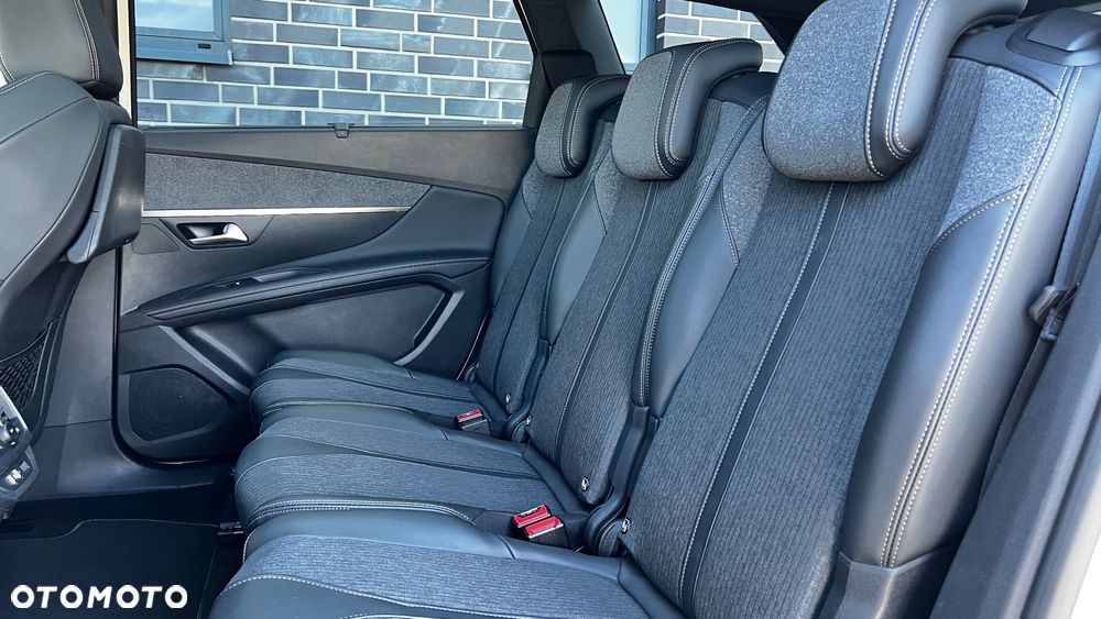 Peugeot 5008 1.6 PureTech GT Line S&S EAT8 - 38