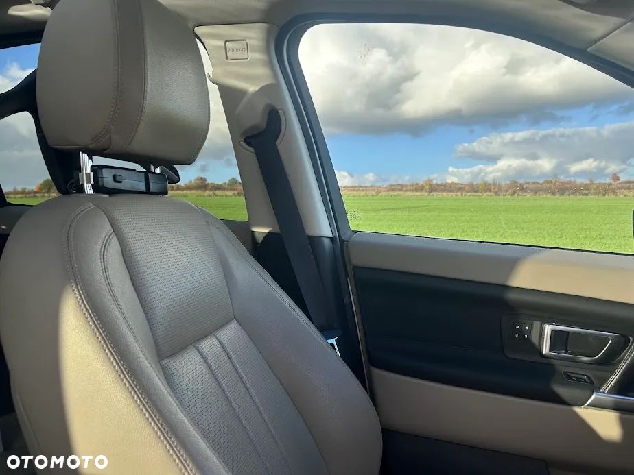 Land Rover Discovery Sport - 20