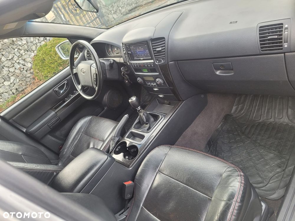 Kia Sorento 2.5 CRDi VGT LX - 13