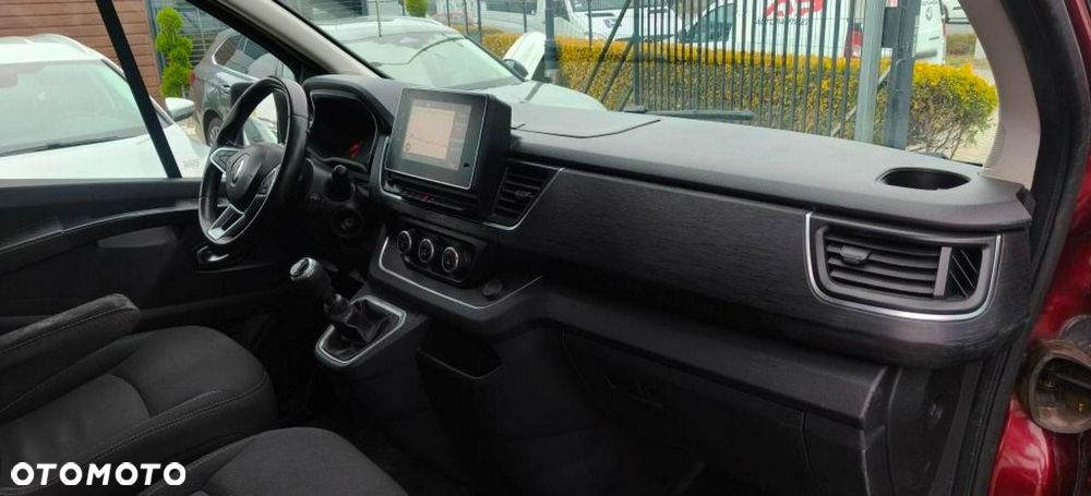 Renault Trafic 2.0 dCi - 8