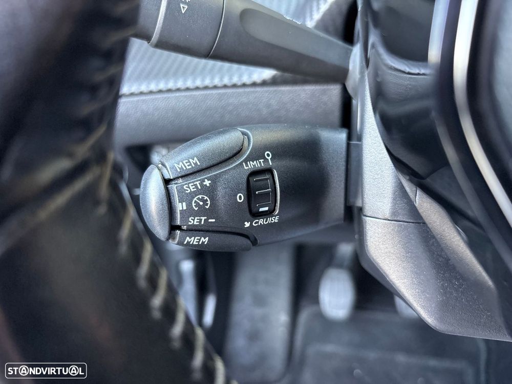 Peugeot 2008 1.5 BlueHDi Active - 13