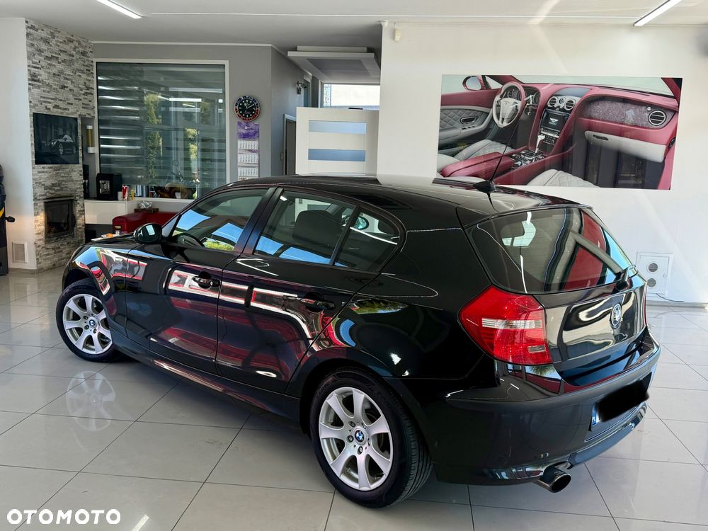BMW Seria 1 - 30