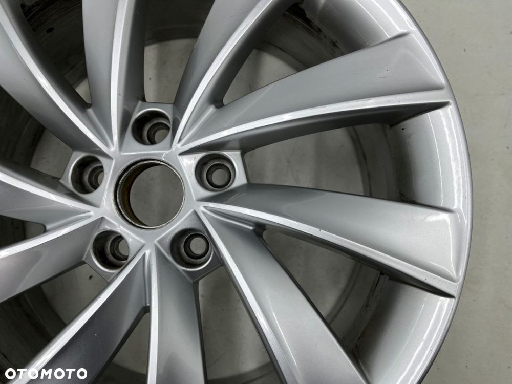 Felga Skoda Superb 3 III 15-24r. 8jx18 ET44 5x112 pojedyncza sztuka ORYGINALNA 18 cali 3v0601025l - 14