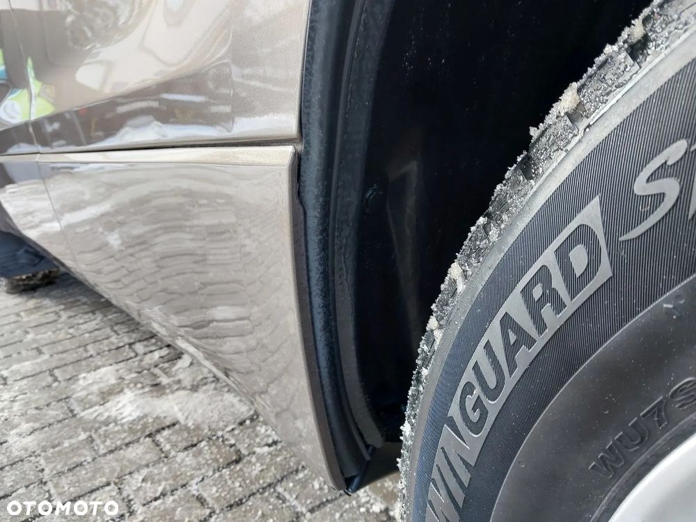 Suzuki Grand Vitara 2.4 Premium EU5 - 35