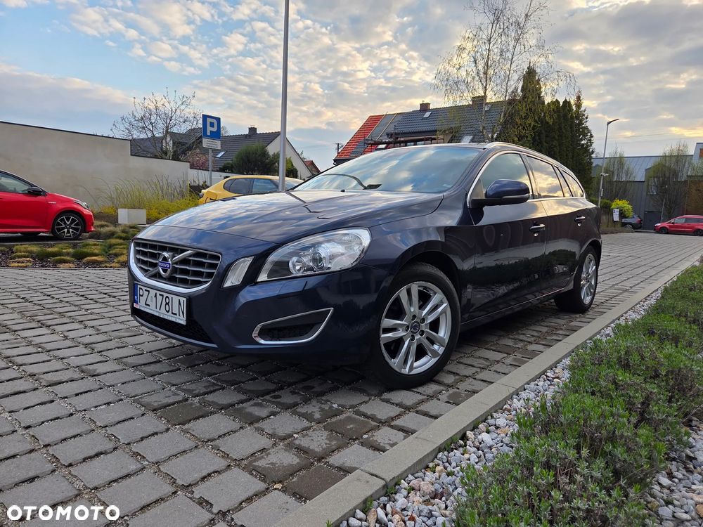 Volvo V60 T5 - 1