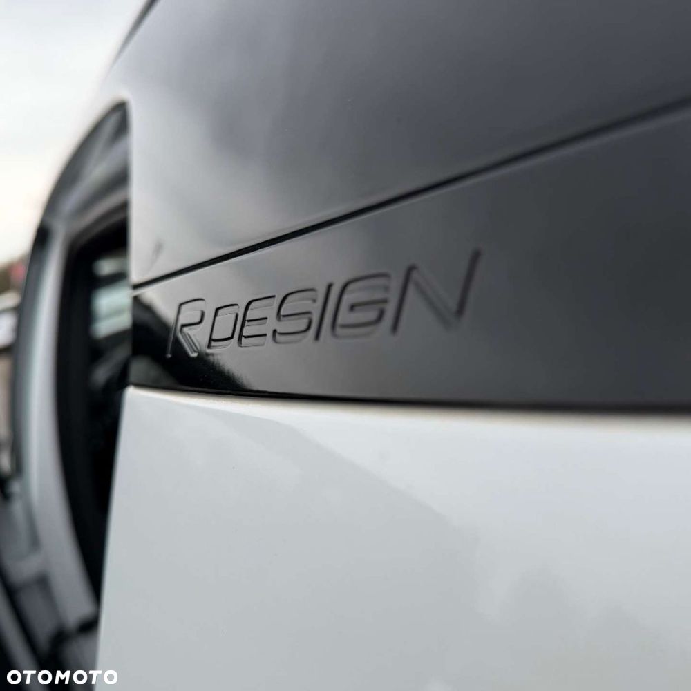 Volvo XC 40 D4 AWD R-Design (Intro Edition) - 21